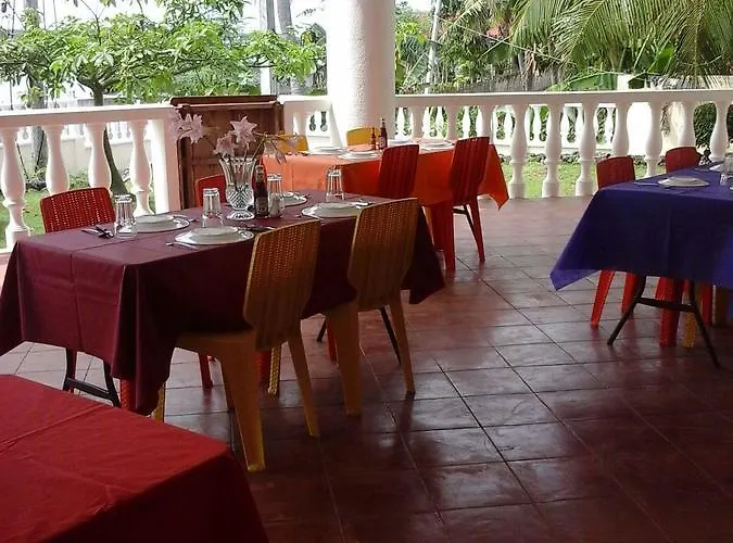 Seaview Bed & Breakfast 3*